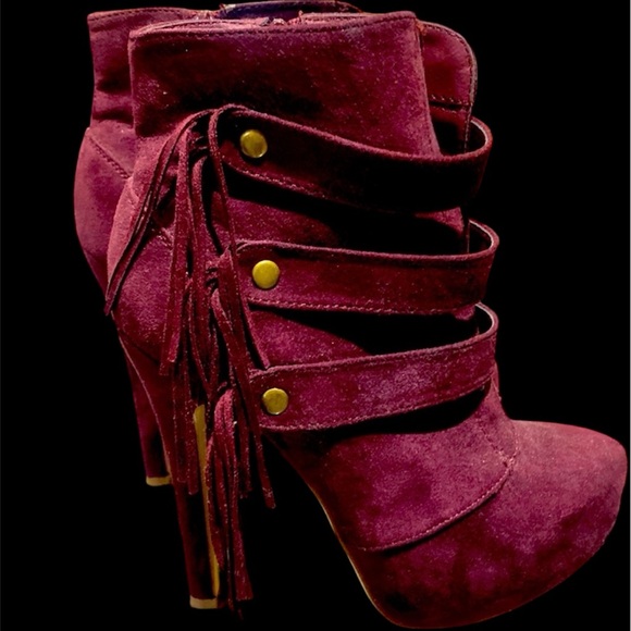 Suede Ankle Boots S7, Burgundy with fringe and metal details. Never worn! - Picture 2 of 8